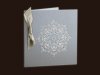   Karácsonyi üdvözlőlap - 135x135 mm - oldalra nyitható - ezüst gyöngyházfényű karton - ezüst és világoskék díszítéssel, domborítással - ezüst szatén szalaggal