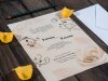   Esküvői meghívó -190x90 - 3 részre nyitható - rózsamintával nyomtatott, fényes aranyozással díszített lap