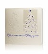   Karácsonyi üdvözlőlap - 135x135 mm - oldalra nyitható - fehér gyöngyházfényű karton - matt fehér és fényes kék fólianyomással, fehér thermoporos díszítéssel - betétlapos